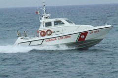 Maltempo sul litorale, due canoisti soccorsi al largo di Molfetta dalla Guardia Costiera
