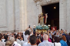 Iniziata la processione della Madonna dei Martiri per le vie di Molfetta