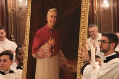 Un ritratto di Mons. Cornacchia firmato dal molfettese Giuseppe de Palma