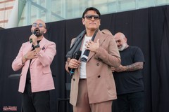 Sal Da Vinci incontra i fan al Gran Shopping Molfetta: bagno di folla per il cantautore napoletano - FOTO