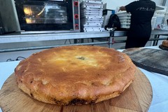 Molfetta celebra il suo calzone: successo per la 32ª edizione della sagra