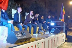 Elly Schlein a Molfetta: «Felice di tornare qui dopo la vittoria di Manuel Minervini»