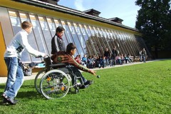 Trasporto scolastico 2022/23 per alunni con disabilità: come presentare la domanda