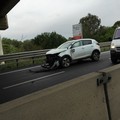 Brutto incidente sulla 16 bis: feriti e traffico bloccato