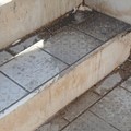 Sovrappasso di via Samarelli nel degrado: la segnalazione
