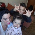 Yassin e Yasmine tornano in Italia dalla madre Rosa Mezzina