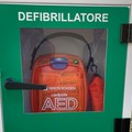 Un nuovo defibrillatore h24 a Molfetta. Donazione di un anonimo