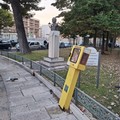 Un esempio virtuoso di cittadinanza attiva e cardioprotezione: sostituito il totem della stazione ferroviaria