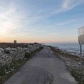 Strada Vicinale San Giacomo, le immagini della strada quasi inghiottita dal mare: LE FOTO