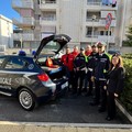 Un defibrillatore nell’auto della Polizia locale: potenziata la cardioprotezione in città