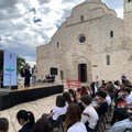 Una mattinata di festa per l’ambiente e il futuro immaginato dai giovani studenti di Molfetta