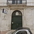 Violati gli arresti domiciliari. Non li trovano in casa e finiscono in carcere