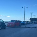 Crolla un palo dell'illuminazione sul lungomare di Molfetta