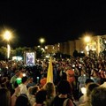 Festa patronale, in migliaia i fedeli alla fiaccolata serale