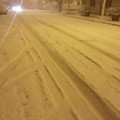 Neve, zona Asi in tilt: auto in panne. Ponte bloccato
