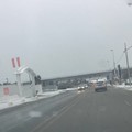 Emergenza neve, ponte ghiacciato in zona Asi: auto bloccate