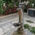 Fontana pubblica fuori uso da quasi un anno in via Giovinazzo: la segnalazione