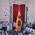 Mons. Ignazio de Gioia apre la Porta Santa: via al Giubileo