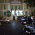 Corso Umberto I: area pedonale invasa da auto e moto