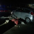 Auto contro la rotatoria: nella notte tre incidenti lungo la strada per Giovinazzo