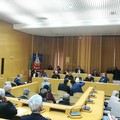 I Consigli comunali di Molfetta e Alessano omaggiano don Tonino Bello