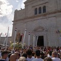 «Dateci la nostra Madonna»: la Madonna dei Martiri è per le strade di Molfetta