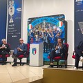Lo sport a Molfetta è per tutti. Bagno di folla per Albertini e la Coppa d'Europa