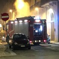 Torna l'incubo incendi, due auto in fiamme in via Manzoni
