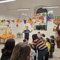 Festa dell’Autunno all'IC "Manzoni-Poli " di Molfetta: la scuola si veste di arancione