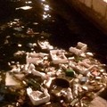 Un mare di rifiuti