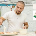 Il pizzaiolo molfettese Pasquale Catanzaro in gara alla Caputo Cup di Napoli