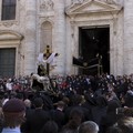 Processioni pasquali, a Molfetta stamattina il rito della "bussola "