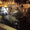 Nuova notte di fuoco in città: distrutta una Ford Fiesta