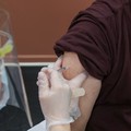 Vaccino, in provincia di Bari il 74% della popolazione con almeno una dose