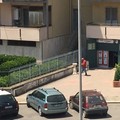 Assaltano una tabaccheria e vengono inseguiti dai Carabinieri
