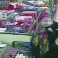 Furti e rapine nei supermercati, colpi anche a Molfetta. Tre arresti