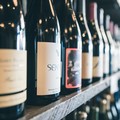 Vino, sequestro di etichette false in Puglia. Coldiretti: «Tolleranza zero»