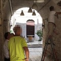 Una delle ultime icone votive di Molfetta è stata deturpata in via Forno