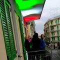 Dj, musica e balli sui balconi: la domenica di quarantena a Molfetta