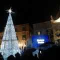 Ieri l'accensione dell'albero di Natale su Corso Dante. Entra nel vivo "Molfetta in luce "