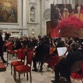 Il commovente saluto dell'Orchestra Filarmonica Pugliese a Francesca Carabellese