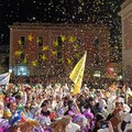 Il Carnevale si veste d'estate: a Corato e Molfetta arriva la «Festa dei Colori»