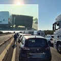 Incidente con camion ribaltato: caos sulla autostrada A14 tra Molfetta e Bitonto