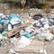 Rifiuti nelle strade di campagna, la segnalazione di un cittadino