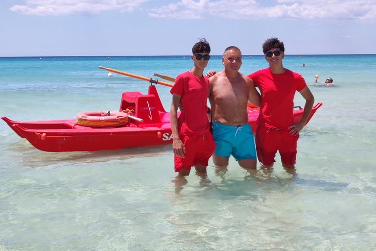 Il Carabiniere in congedo Guido Dante salva due turisti a Torre Lapillo