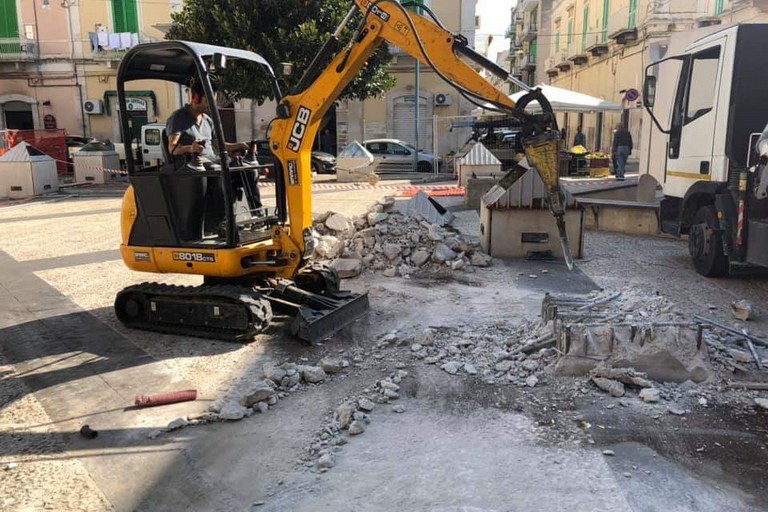 Cantiere Piazza Principe di Napoli