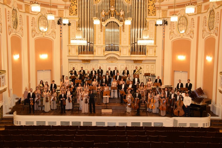 A Molfetta il "Concerto d'Oro 9.0": l'Orchestra Filarmonica Pugliese celebra Mozart nel segno della solidarietà