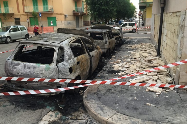 L'incendio avvenuto in via Zuppetta