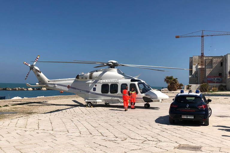 Elicottero papale a Cala Sant'Andrea