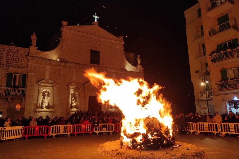 Falò di San Corrado (Ph Ruggiero De Virgilio)